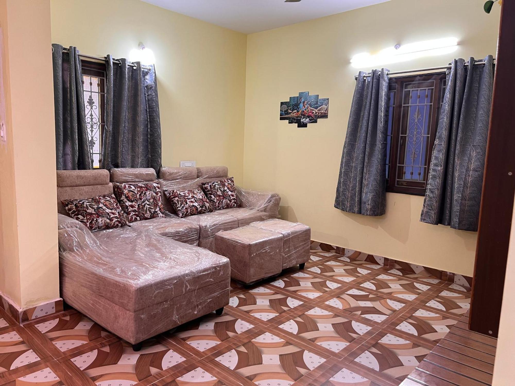 Dwaraka Home Stay Tirupati Ngoại thất bức ảnh